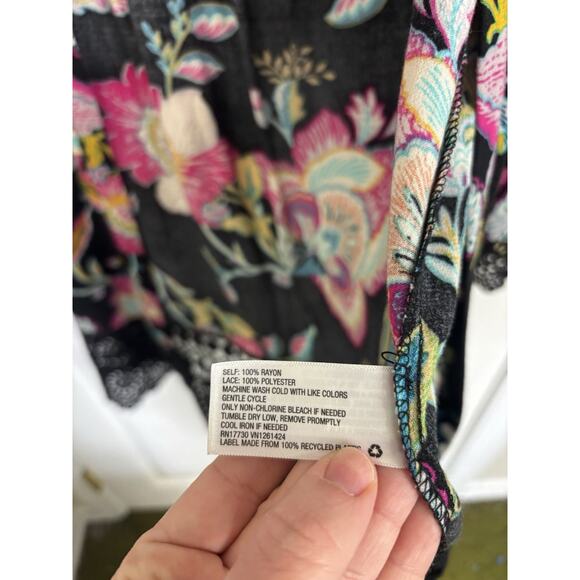 Black Floral Crochet Knit Open Front Cardigan Kimono Size XS Fairy Grunge Travel - Picture 7 of 8